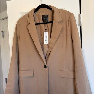 Dynamite Classic Beige Blazer